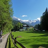 radwanderweg noerdlich von soell am wilden kaiser