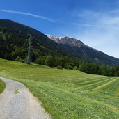 peter anich weg bei hof oberhalb von inzing