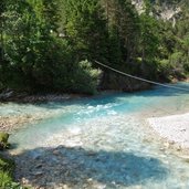 zusammenfluss karwendelbach und isar bei karwendelbruecke