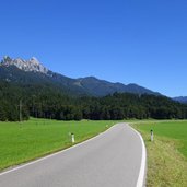 oberpinswang blick auf pilgerschrofen und saeuling