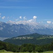 wipptal bei innsbruck mutters blick auf vill und igls