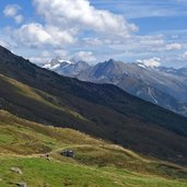 wanderwege ueber dem sidantal bei rastkogelhuette