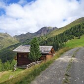 kamelisenalm und blick auf talschluss innervillgraten fr