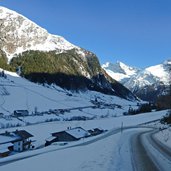 strasse vals padaun bei vals winter