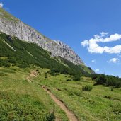 hahntennjoch einstieg wanderweg zur anhalter huette