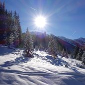 I winterlandschaft navis rodelbahn stoecklalm