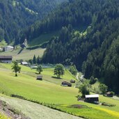 blick richtung navis dorf