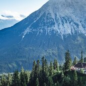 Blick auf die Wettersteinhuette