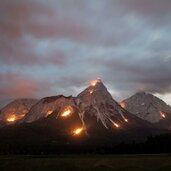 Sonnwendfeuer Zugspitzarena