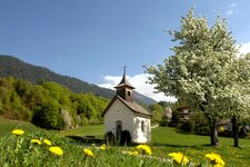 Breitenbach Kapelle Blumenwiese