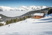 hochoetz kuehtaile alm winter