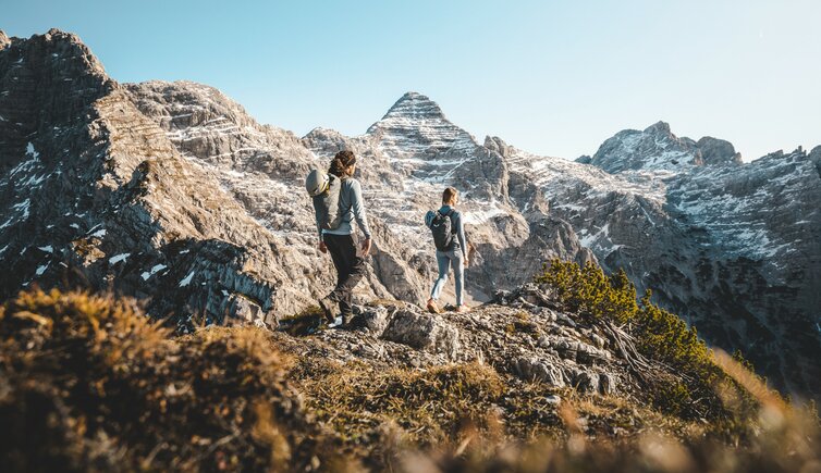 Alpines Wandern am Nuaracher Hoehenweg